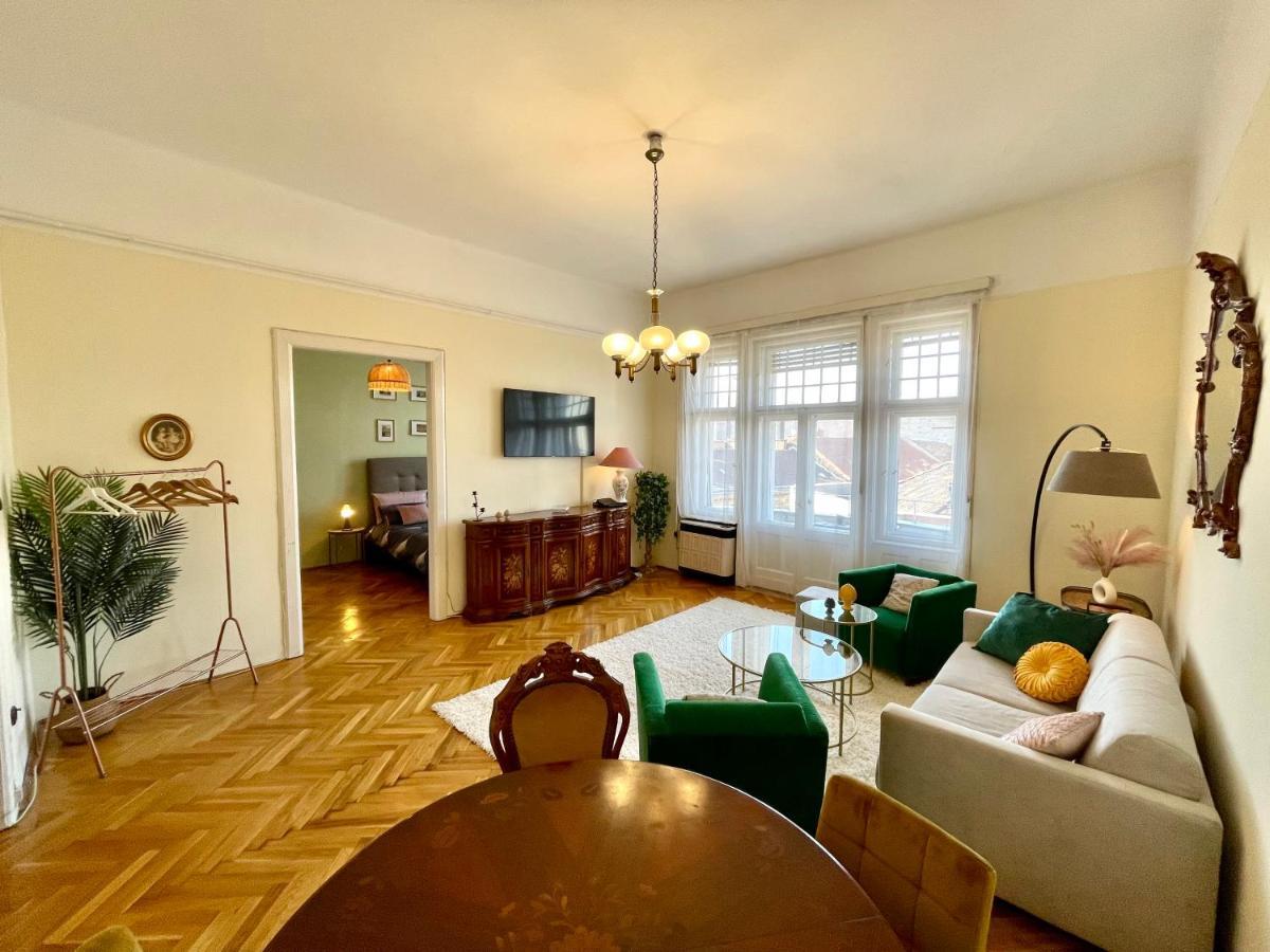 Jolan Suite Budapeste Exterior foto