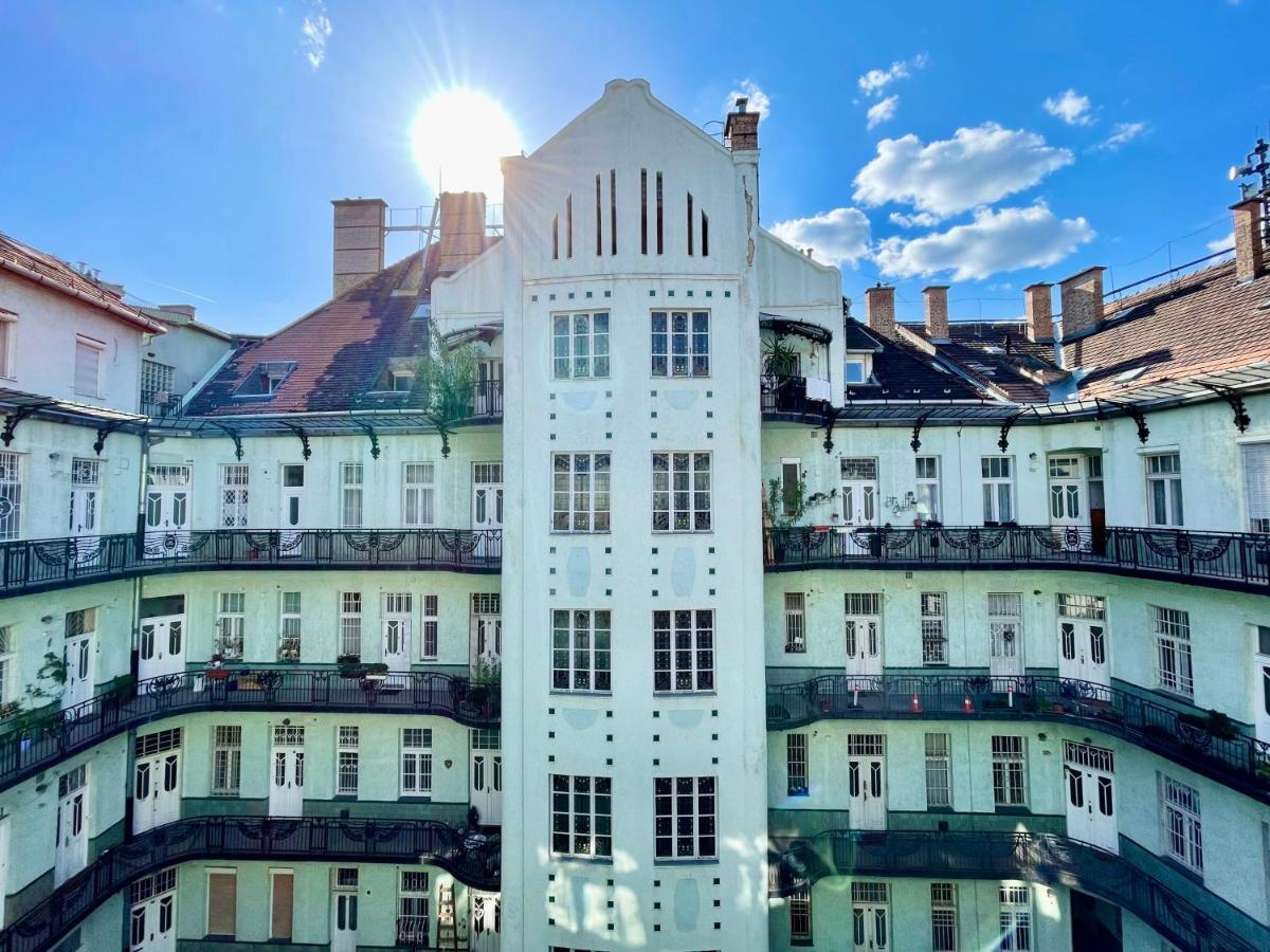 Jolan Suite Budapeste Exterior foto